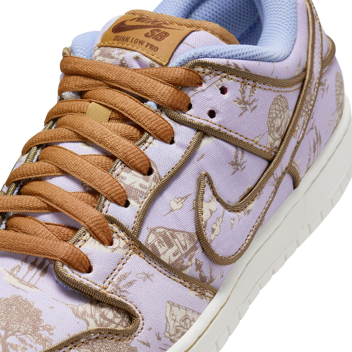 Nike SB Dunk Low Pro Premium Football Grey/Coconut | Skatestore